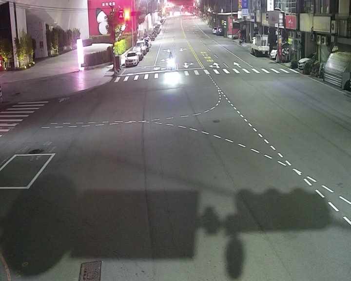 河南路/凱旋路(右側車流往文心路)