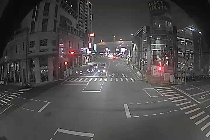 台中市道路 [11201]中山路/樹孝路(右側車流往環中東路)Zhongshan Rd./Shuxiao Rd. (Right side Traffic flow to,Huanzhong E.Rd.) 距離2.1公里