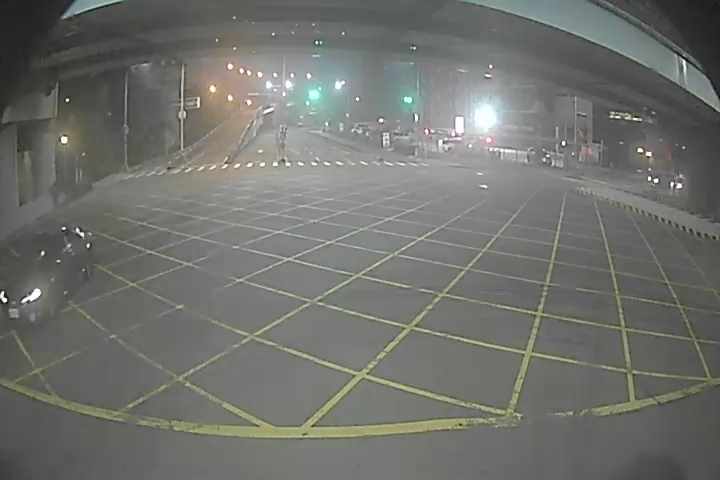 高鐵東路、高鐵三路