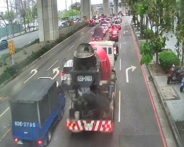 環中東路/建軍二街(太原下匝道車流往東山路)