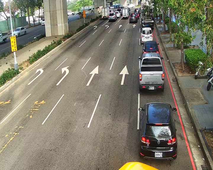 環中東路/建軍二街(太原下匝道車流往東山路)