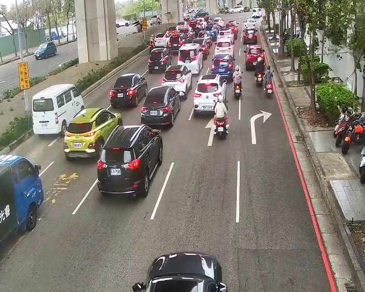 台中市北屯區環中東路/建軍二街(太原下匝道車流往東山路)
