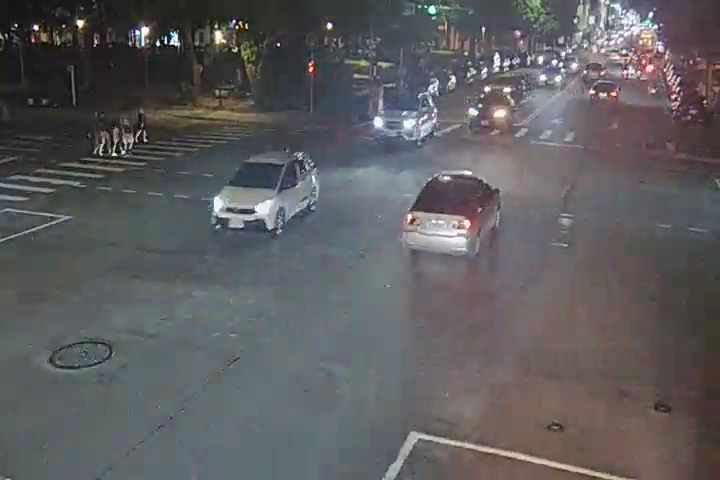 台中市道路 [03280]向上路/英才路(右側車流往忠明南路),Xiangshang Rd./Yingcai Rd. (Right side Traffic flow to Zhongming S. Rd.)