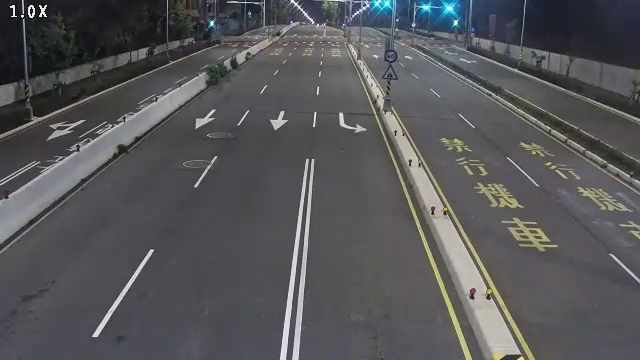 西屯路/都會園路(右側車流往東大路方向)