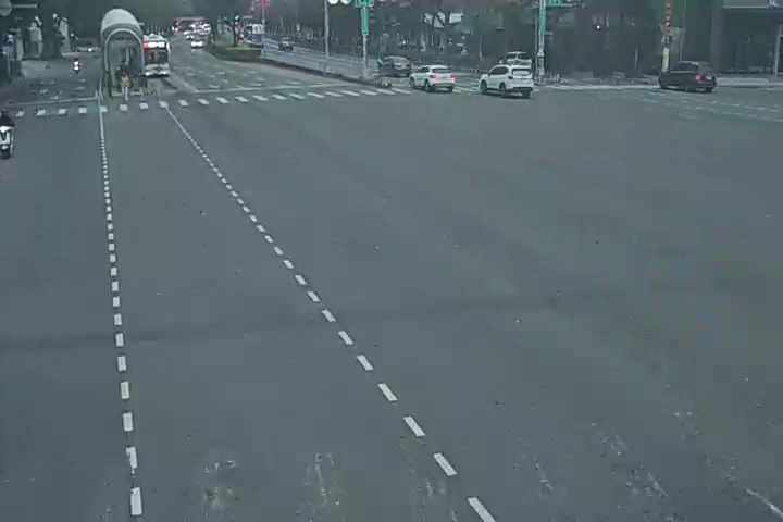 臺灣大道/惠來路(右側車流往台中交流道)