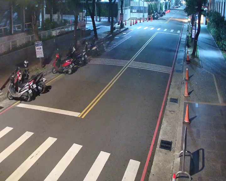 五順街(中國醫藥大學重症大樓後門)