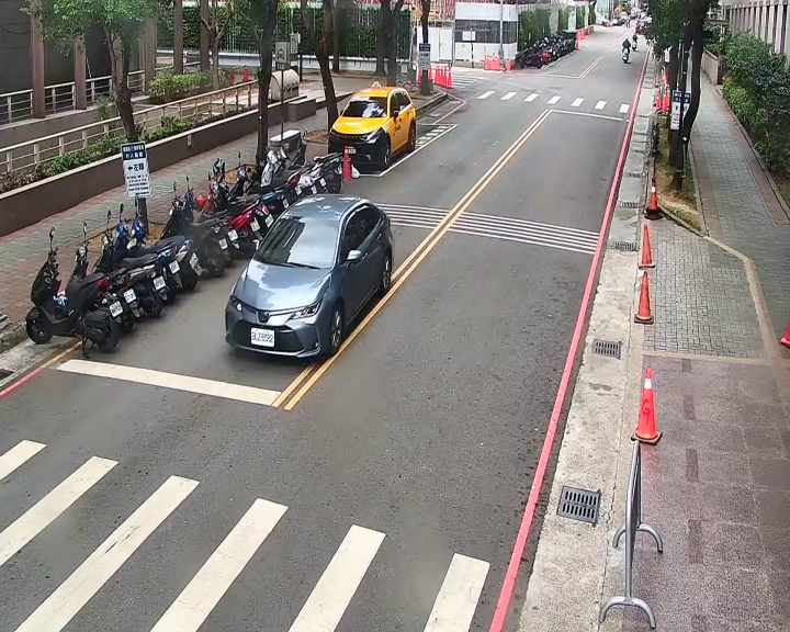 台中市北區五順街(中國醫藥大學重症大樓後門)