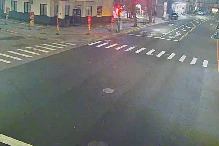 福科路/黎明路(右側車流往西屯路)