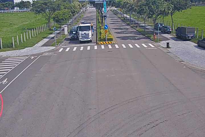 凱旋路/港隆街(右側車流往河南路)